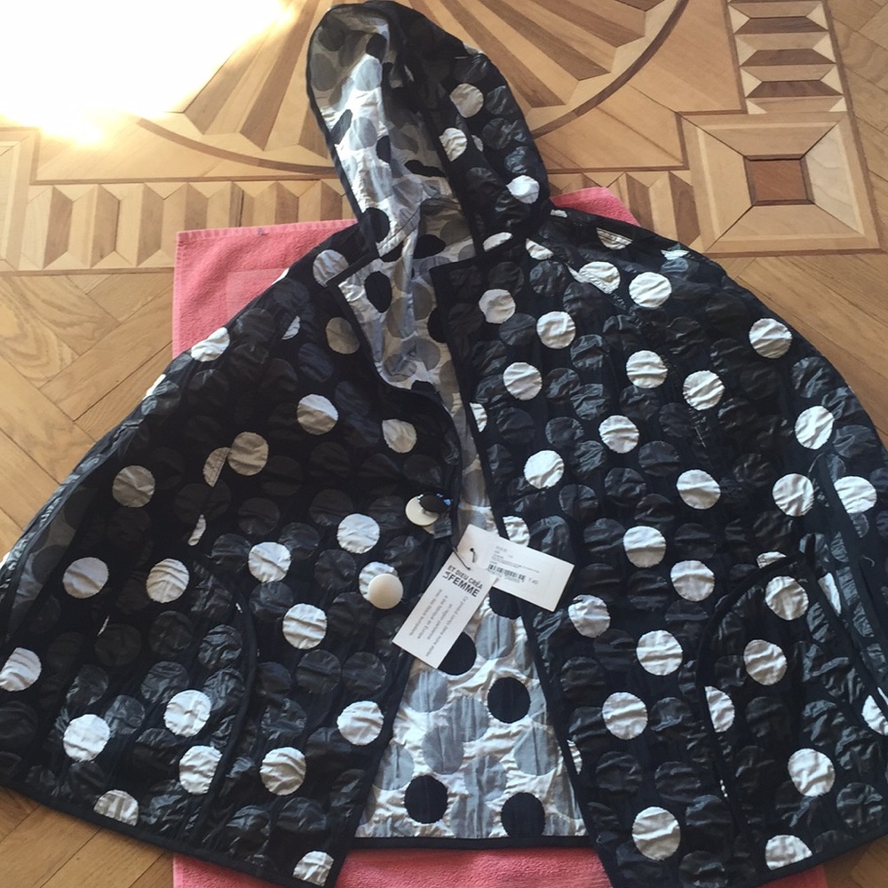 Super cute reversible polkadot did Poncho